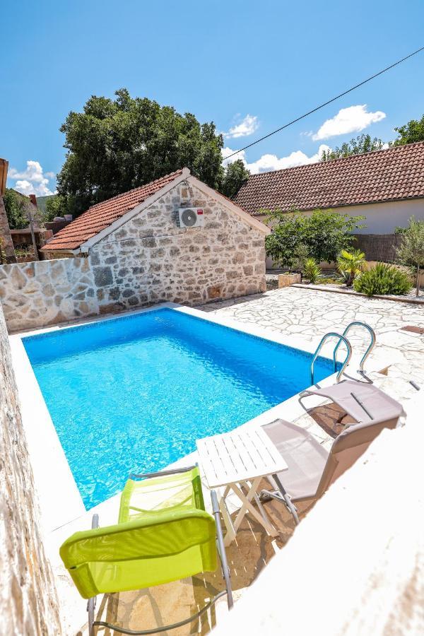 Holiday House Manuela Krusevo  Экстерьер фото