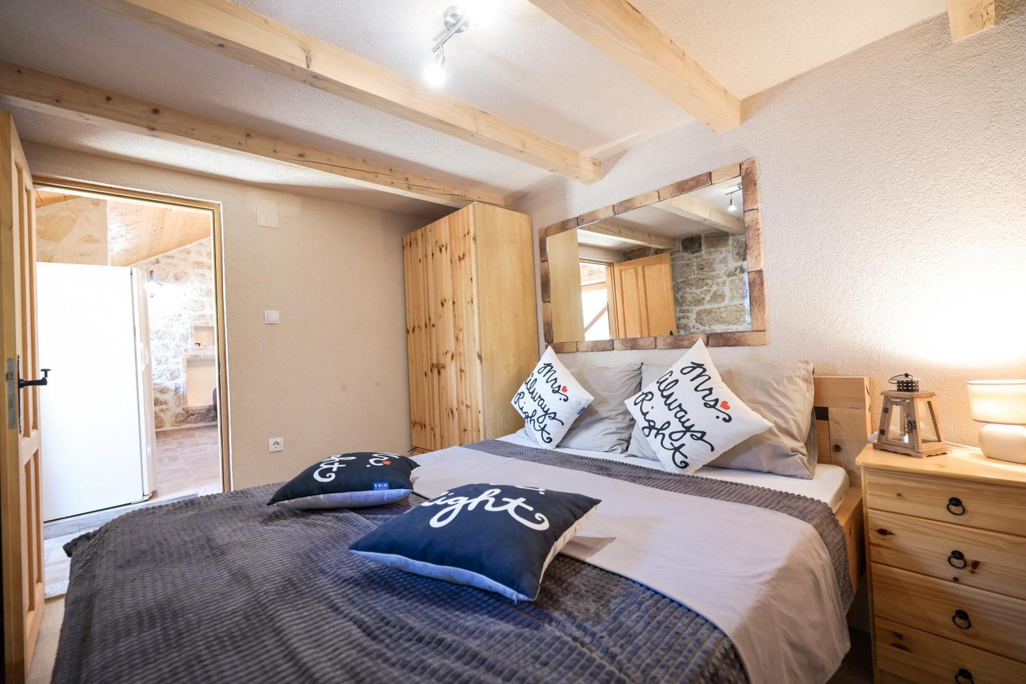 Holiday House Manuela Krusevo  Экстерьер фото